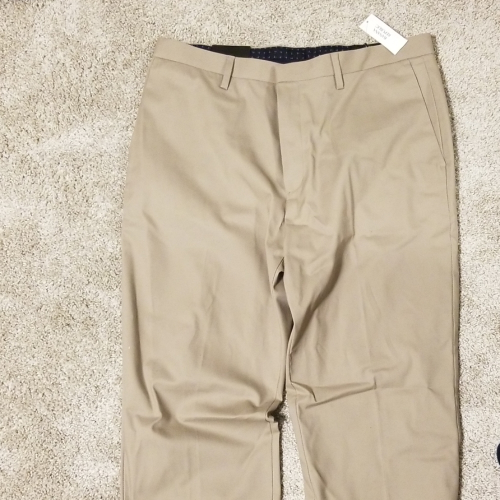 Banana Republic non iron slim fit khaki